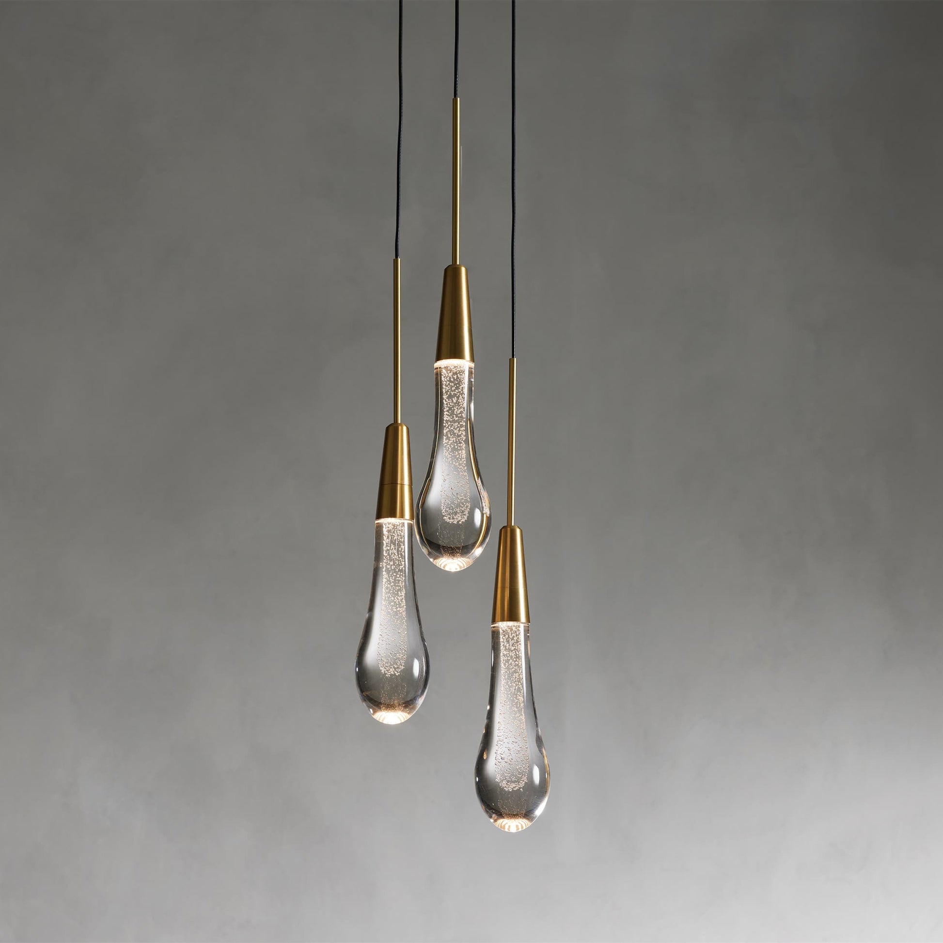 Soltaire Raindrop 3-Light Pendant