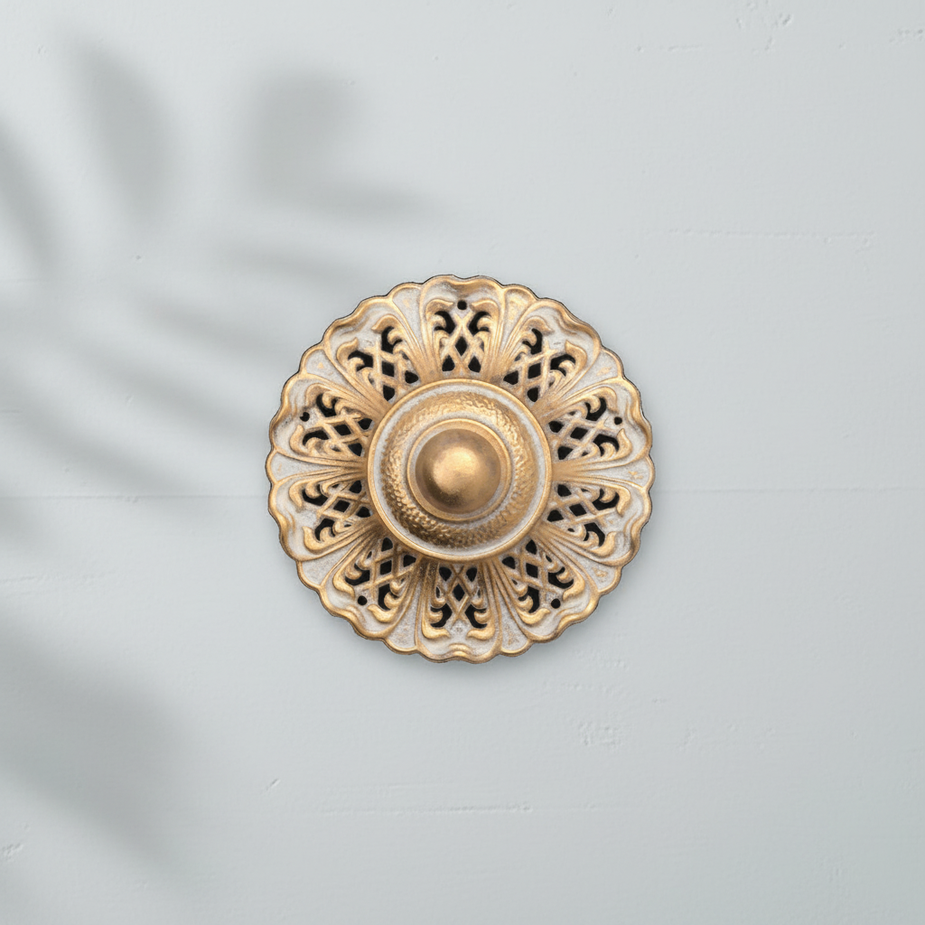 Riviko Heirloom Bloom Chandelier 25-inch - Background Shot