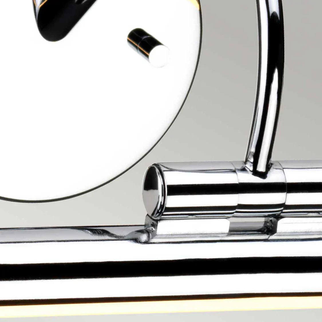 Riviko Gallery Edge LED Picture Light - Background Shot
