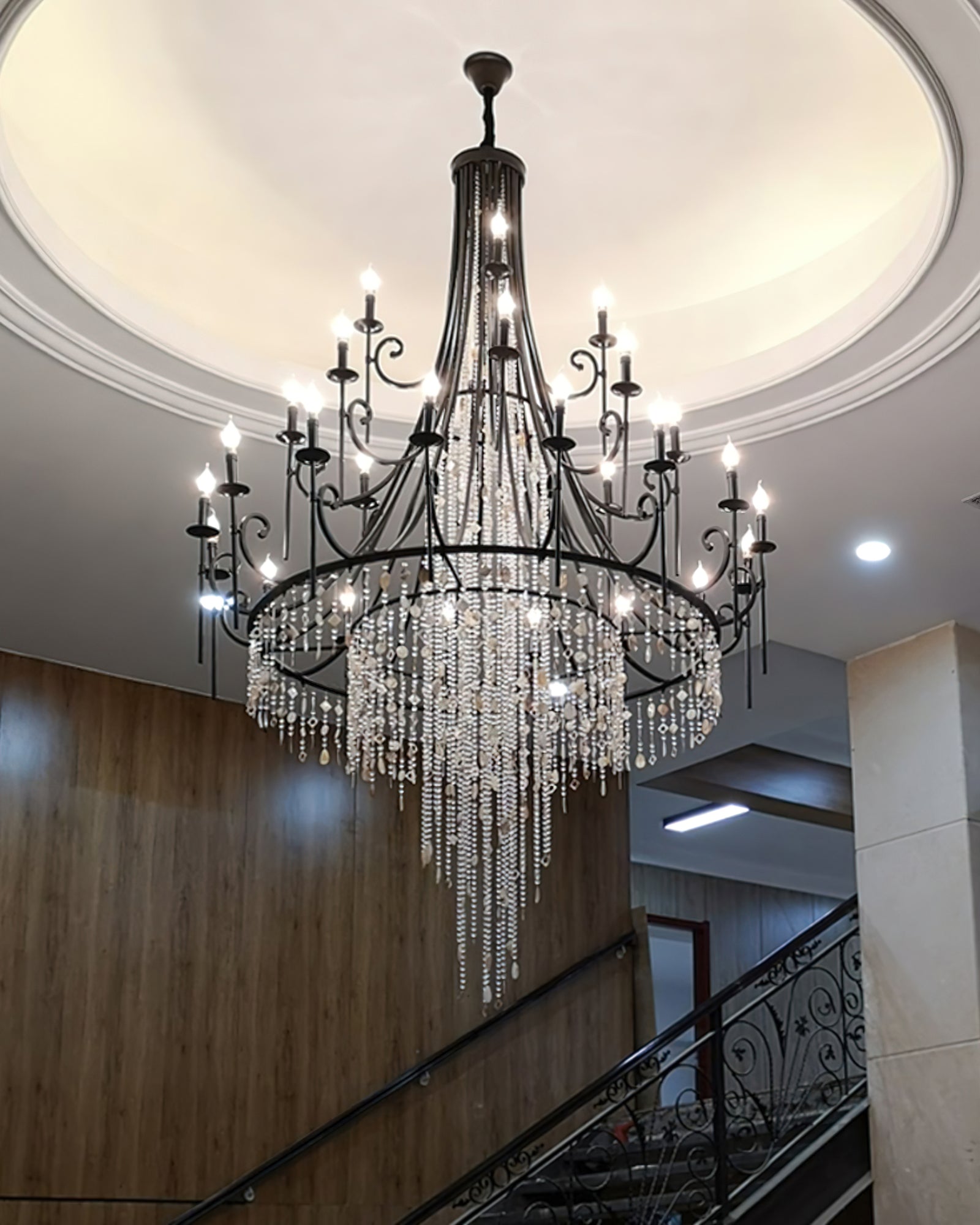 Tatum Lux Shell Crystal Chandelier - Riviko