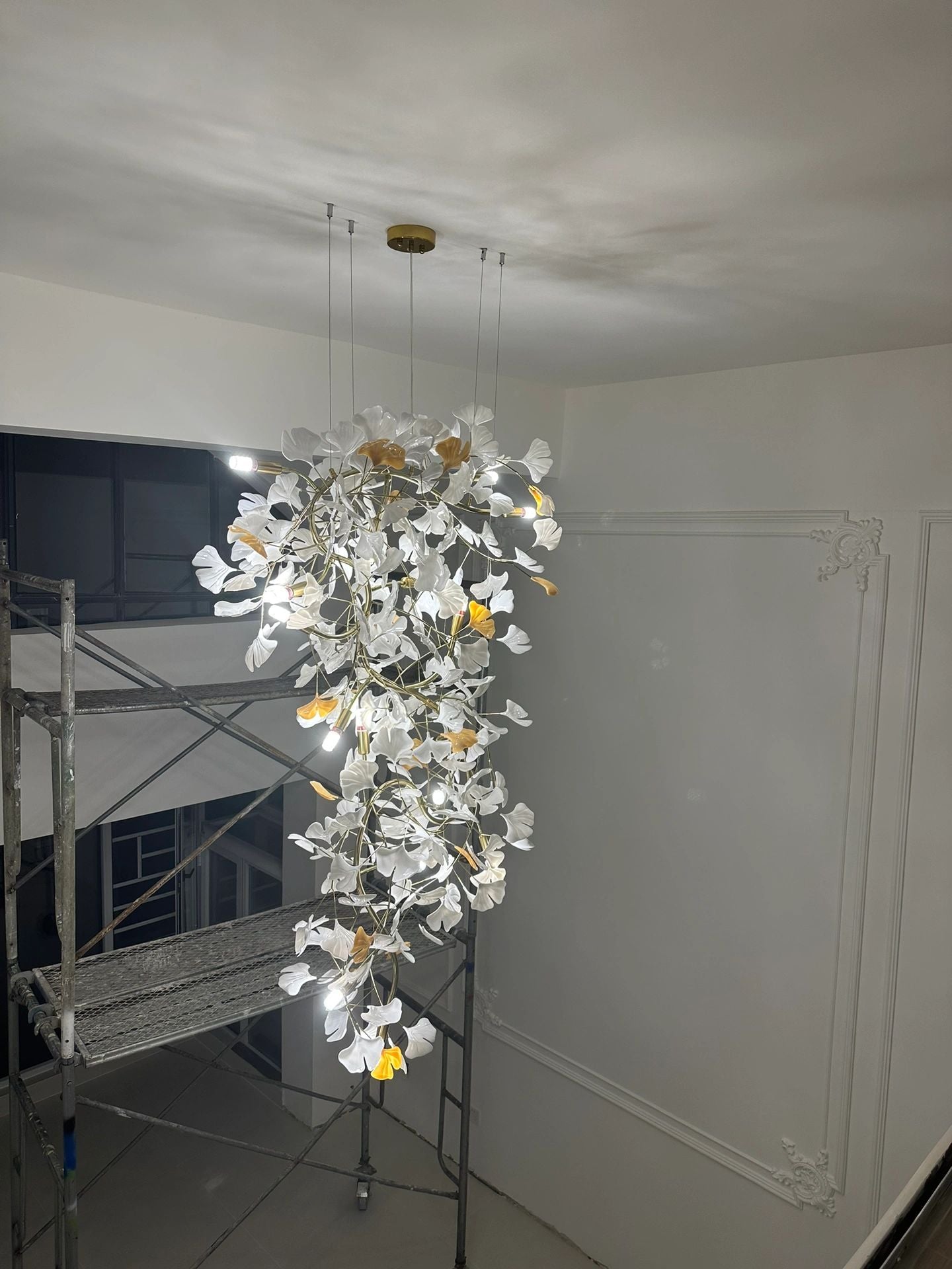 Artistic Tree Branch Pendant Light with Ceramic Ginkgo Leaves for High Ceilings in Hotel or Home - Riviko