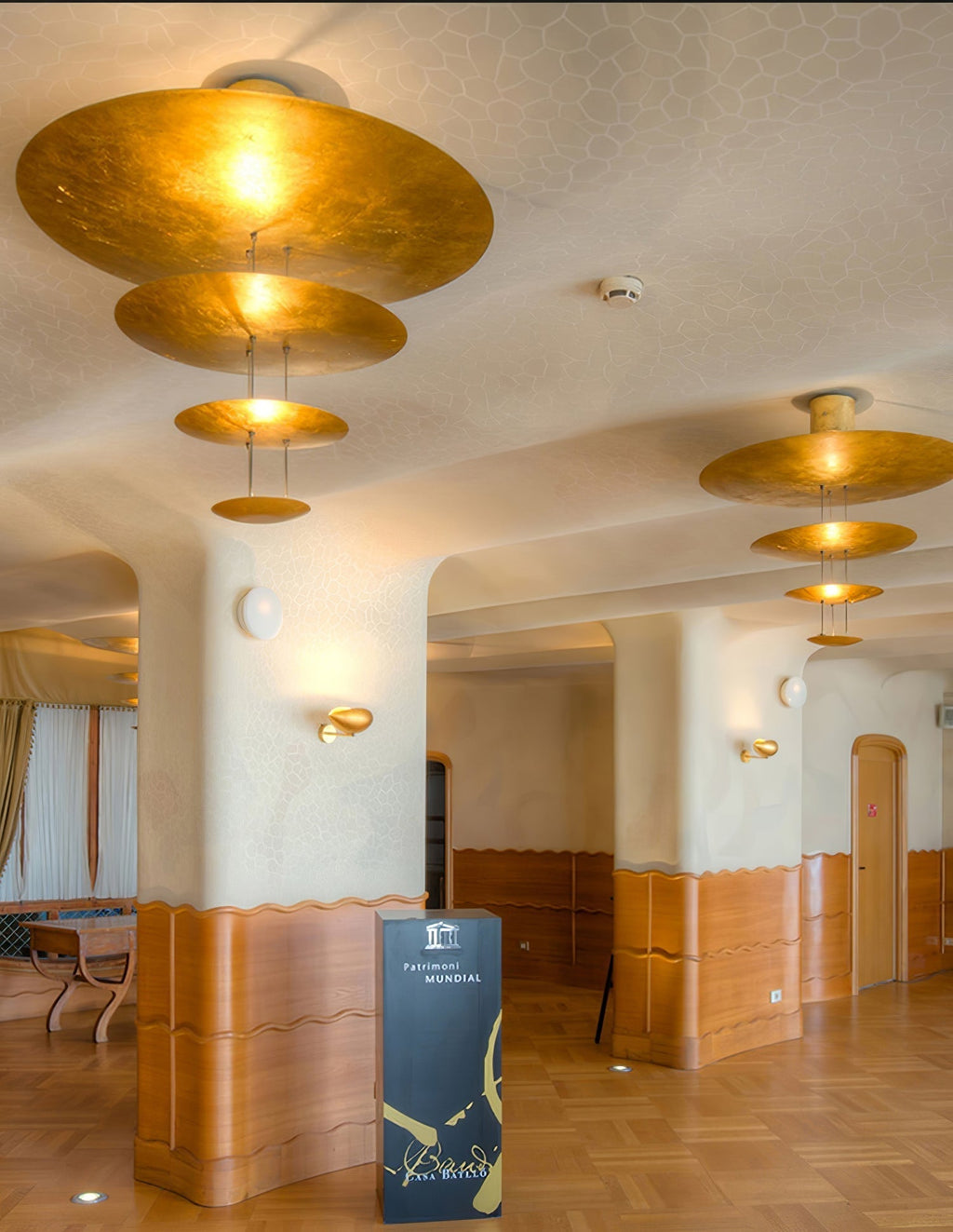 Machine Chandelier - Riviko