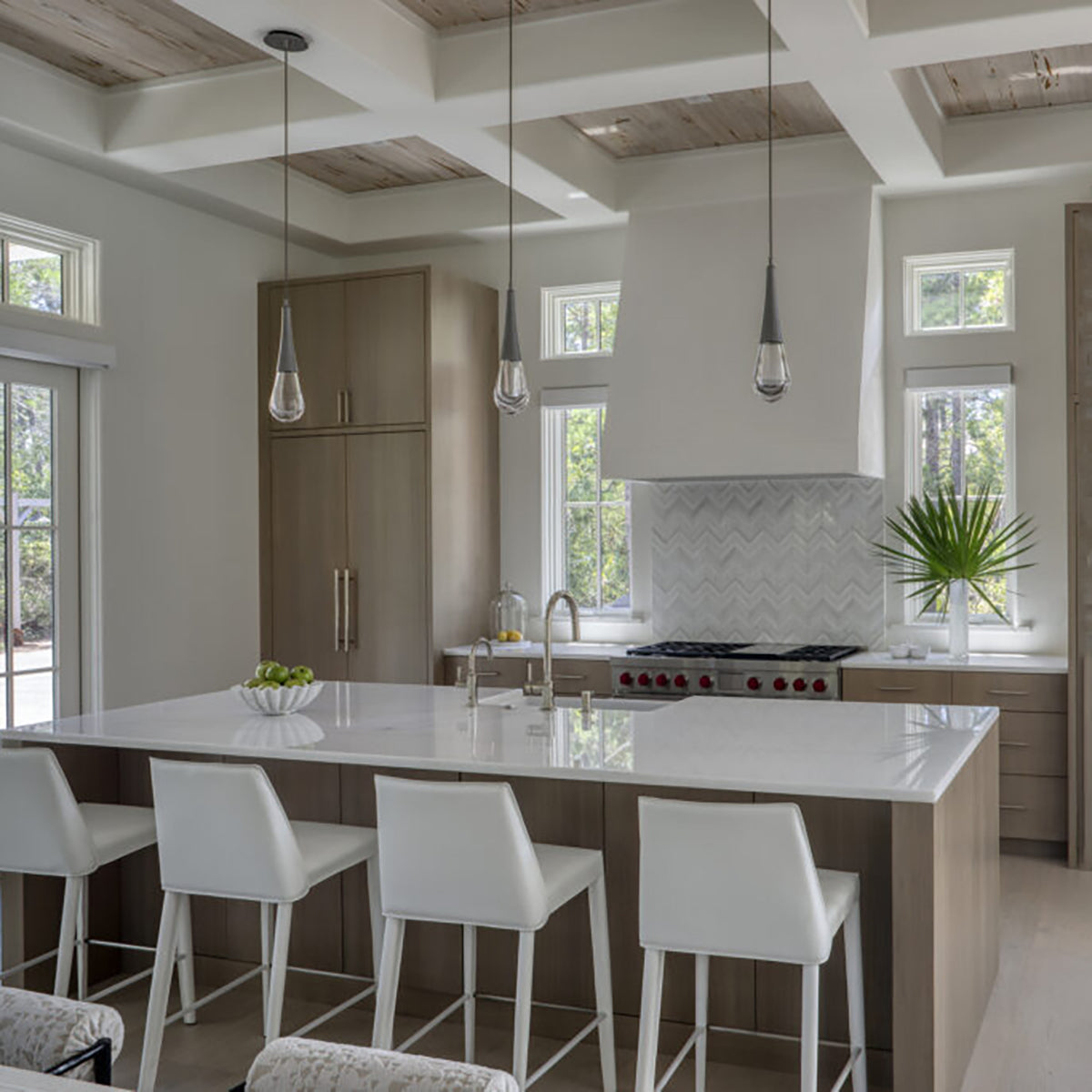 Soltaire Raindrop LED Pendant Light