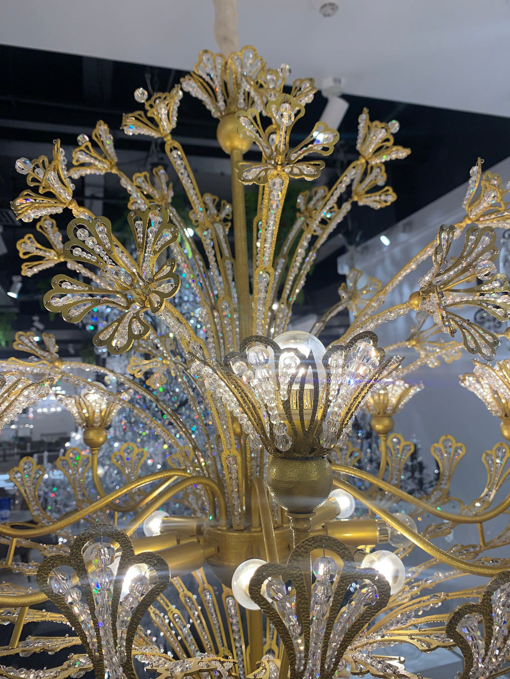 French Style Floral Crystal Chandelier in Gold Finish