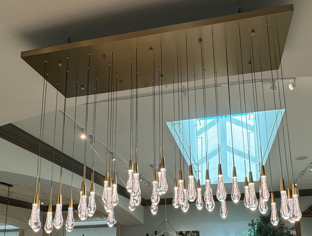Raindrop Soltaire Linear Chandelier